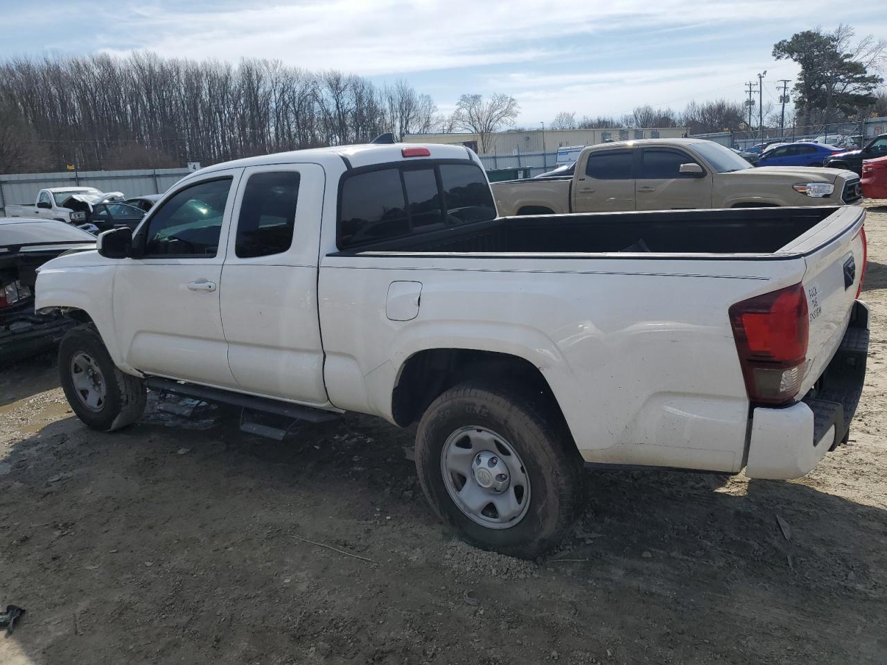 2019 Toyota Tacoma Access Cab - Фото 2