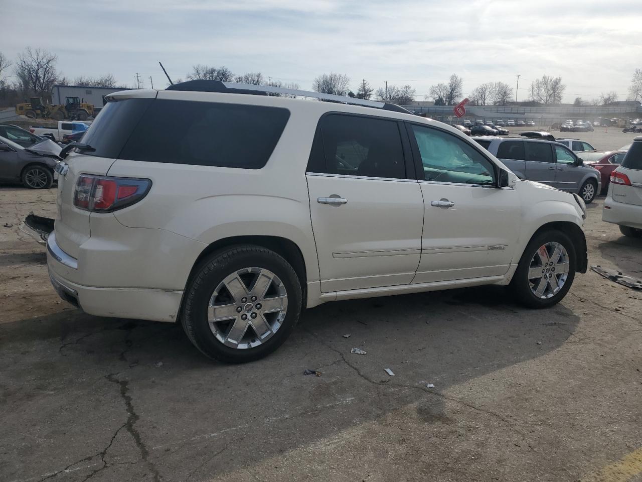2014 GMC Acadia Denali - Фото 3