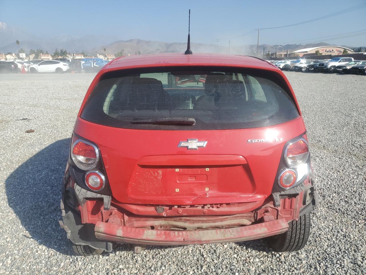 2012 Chevrolet Sonic Lt - Image 6