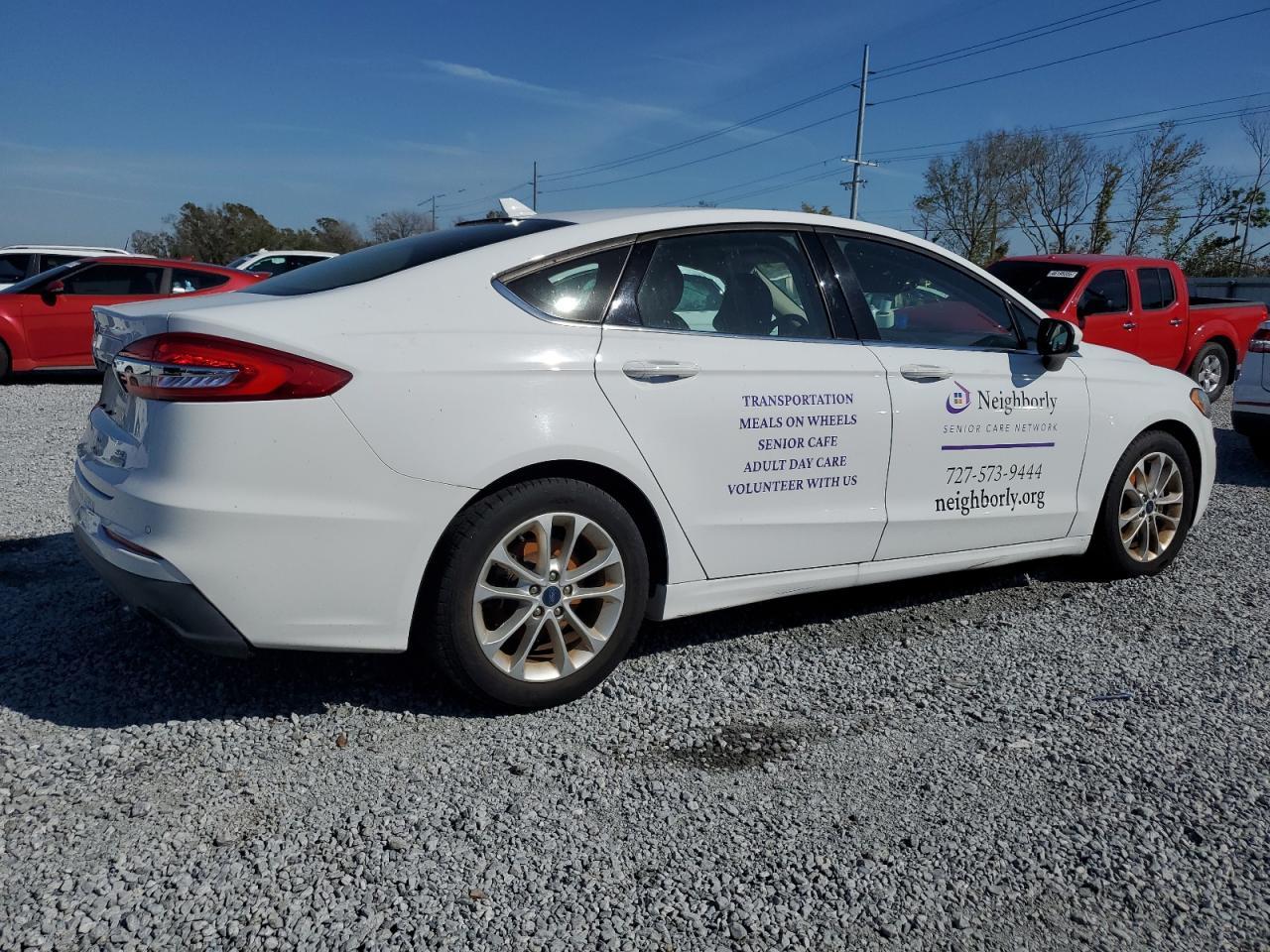 2019 Ford Fusion Se - Фото 3