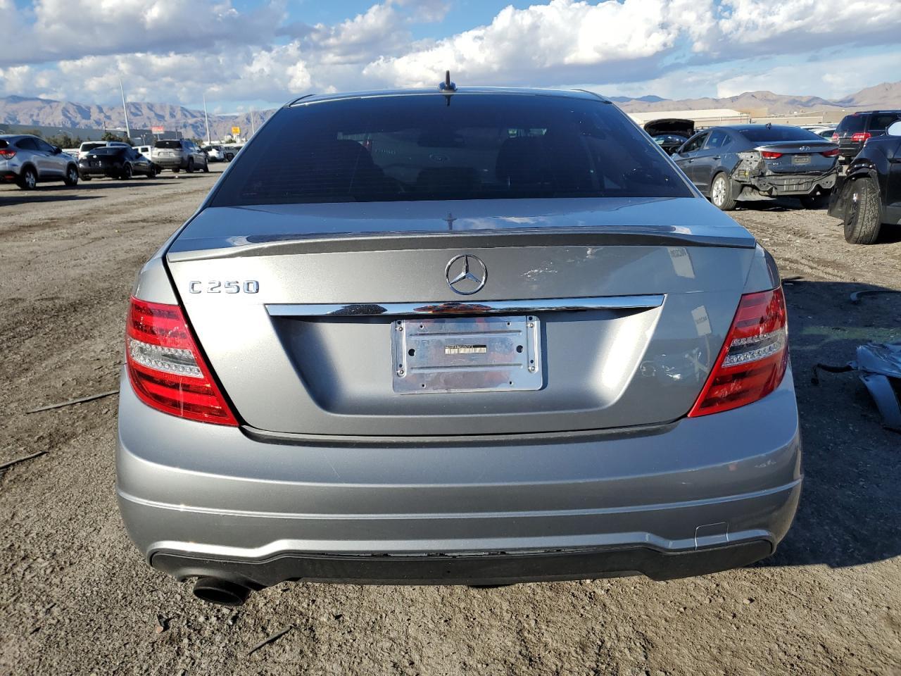2014 Mercedes-Benz C 250 - Image 6