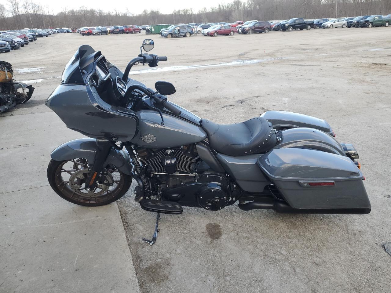 2022 Harley-Davidson Fltrxst - Фото 3