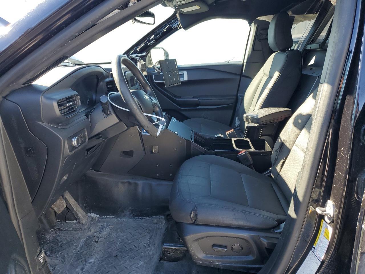 2021 Ford Explorer Police Interceptor - Image 7