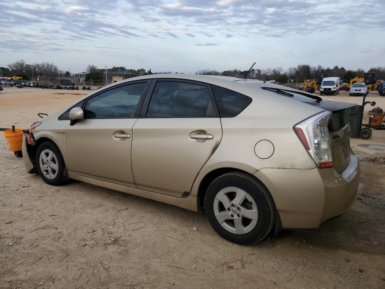 2010 Toyota Prius - Image 2