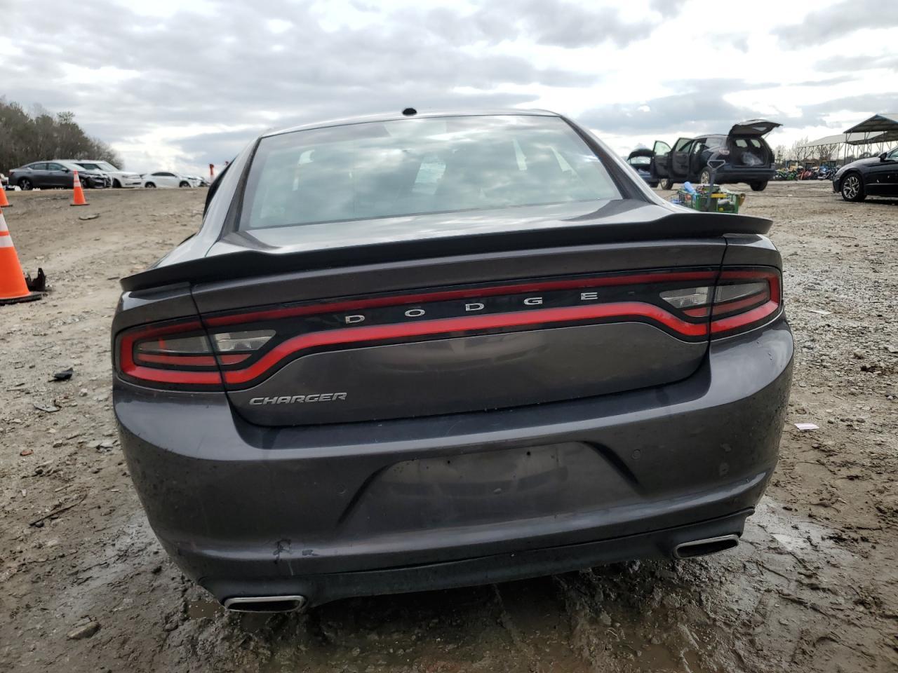 2015 Dodge Charger Se - Image 6