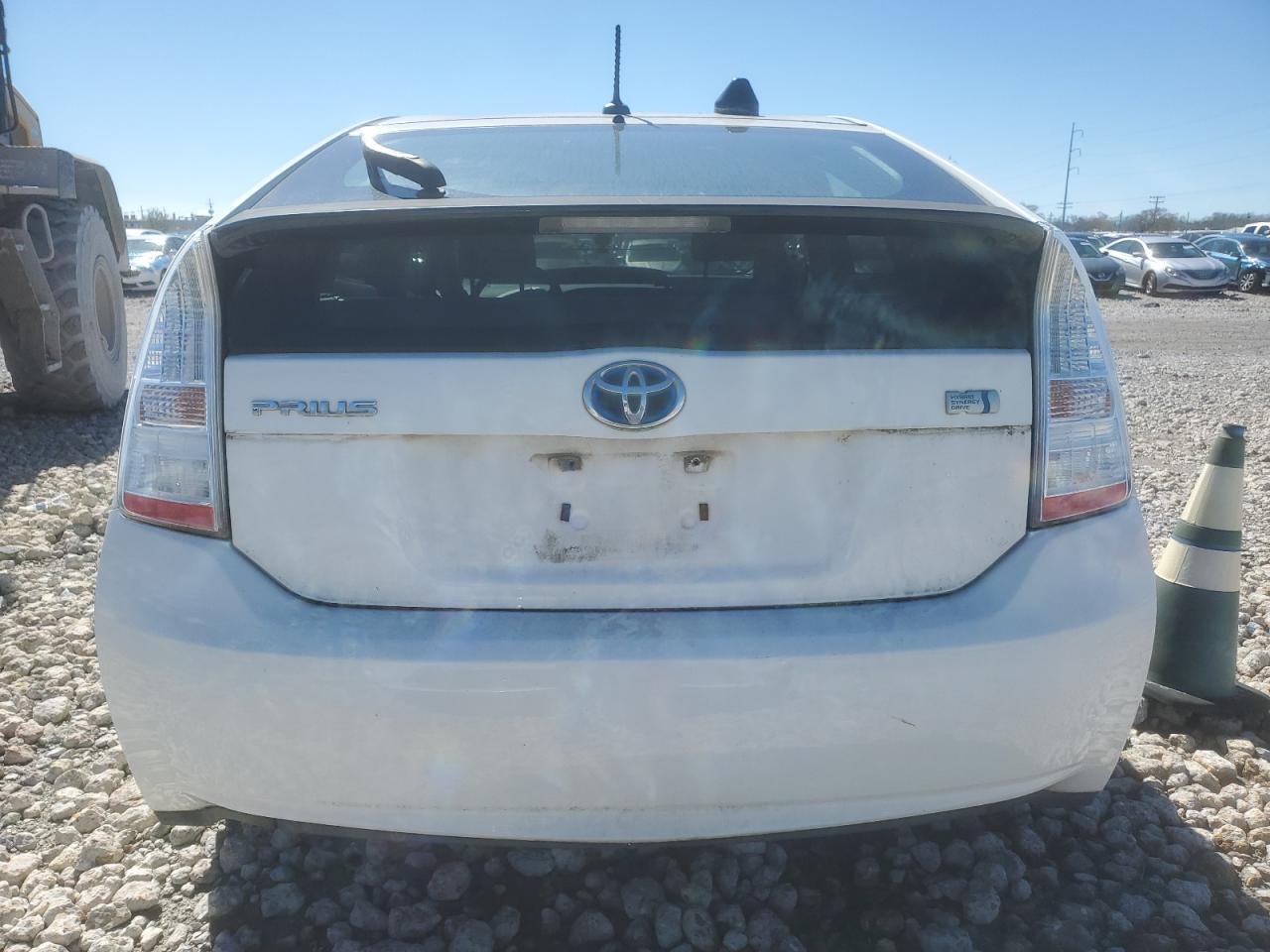 2011 Toyota Prius - Фото 6