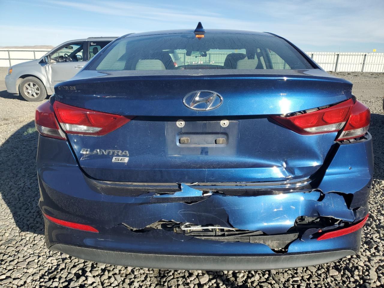 2017 Hyundai Elantra Se - Фото 6