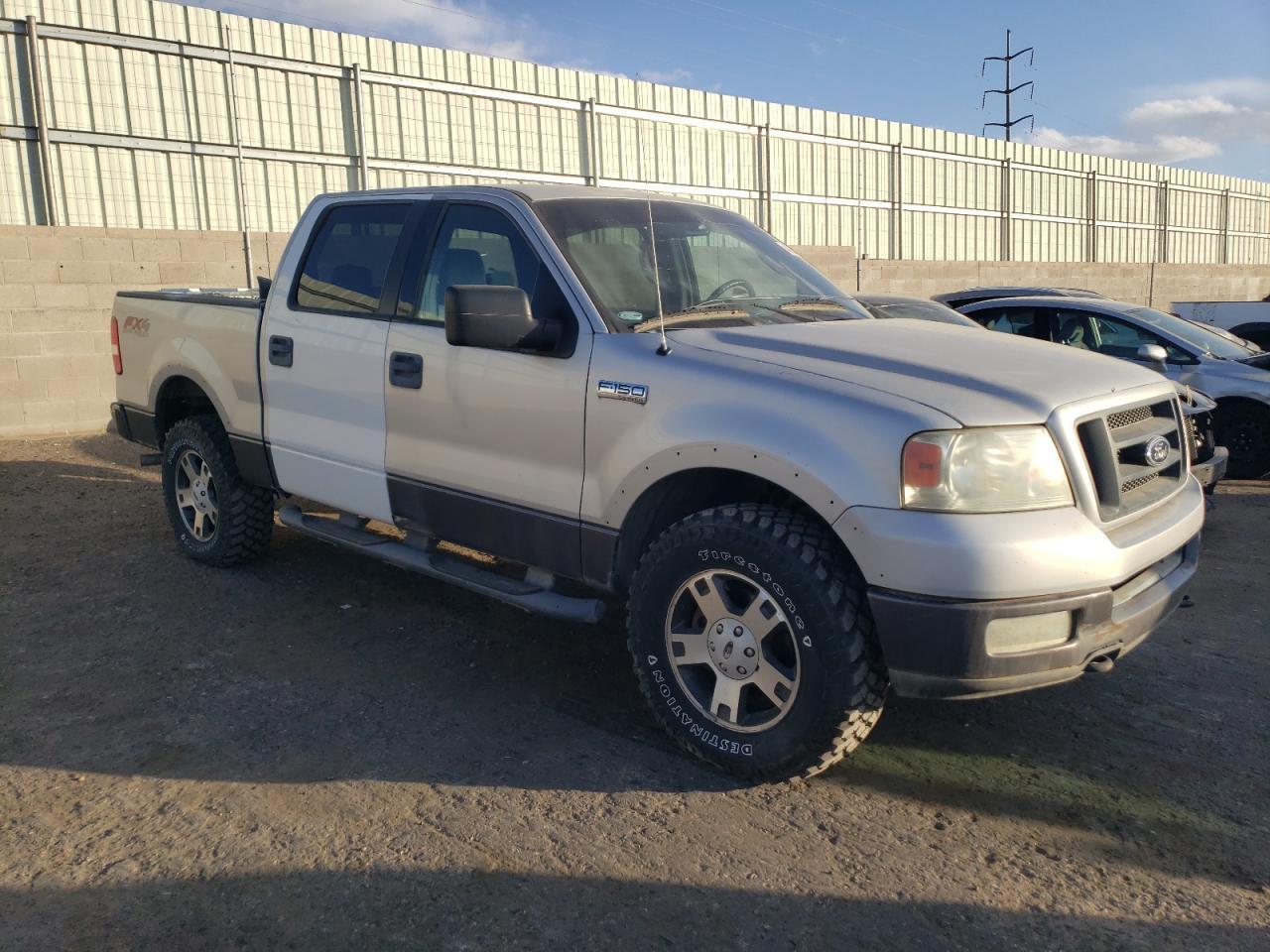 2004 Ford F150 Supercrew - Image 4