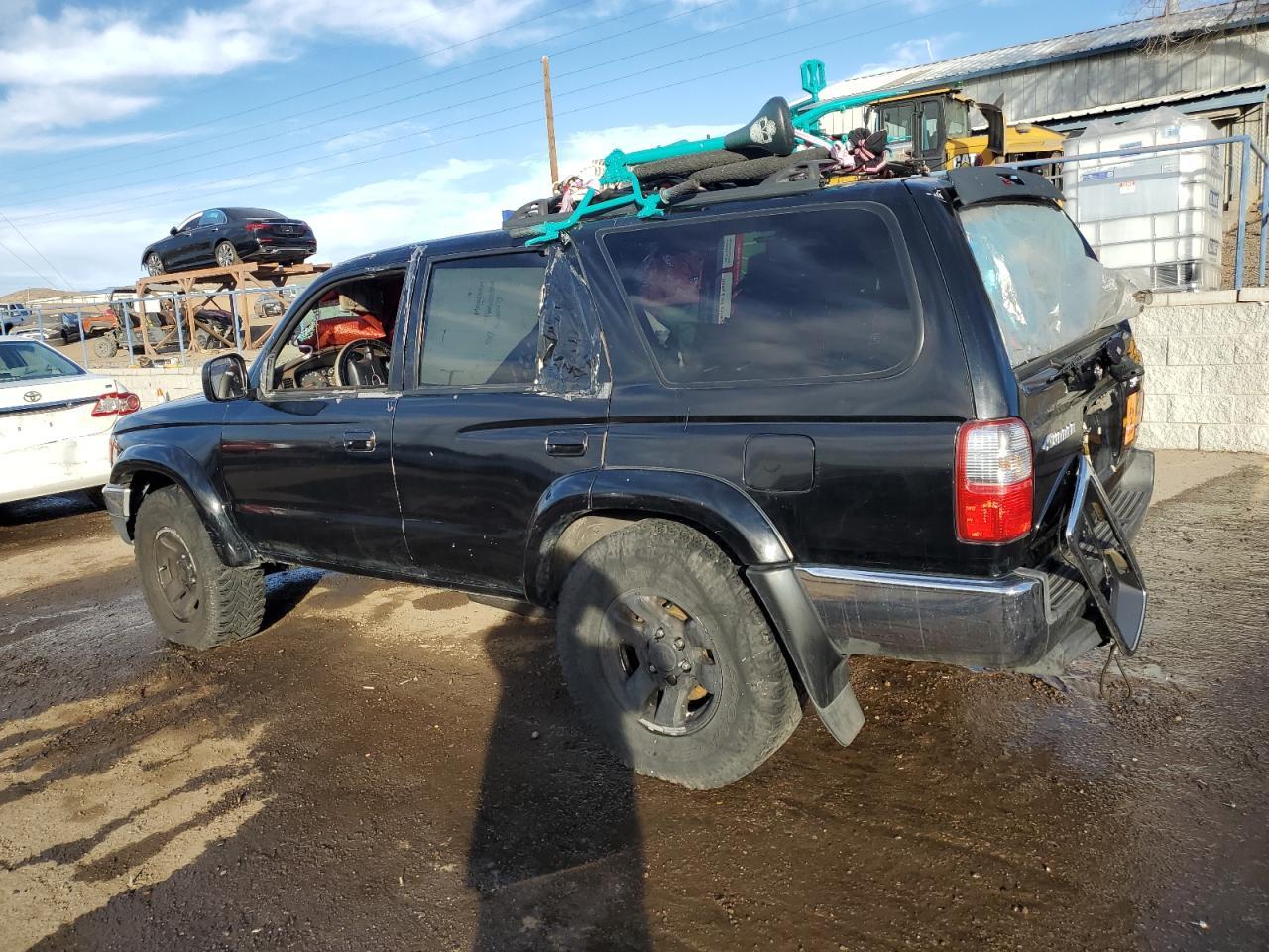 2002 Toyota 4Runner Sr5 - Image 2