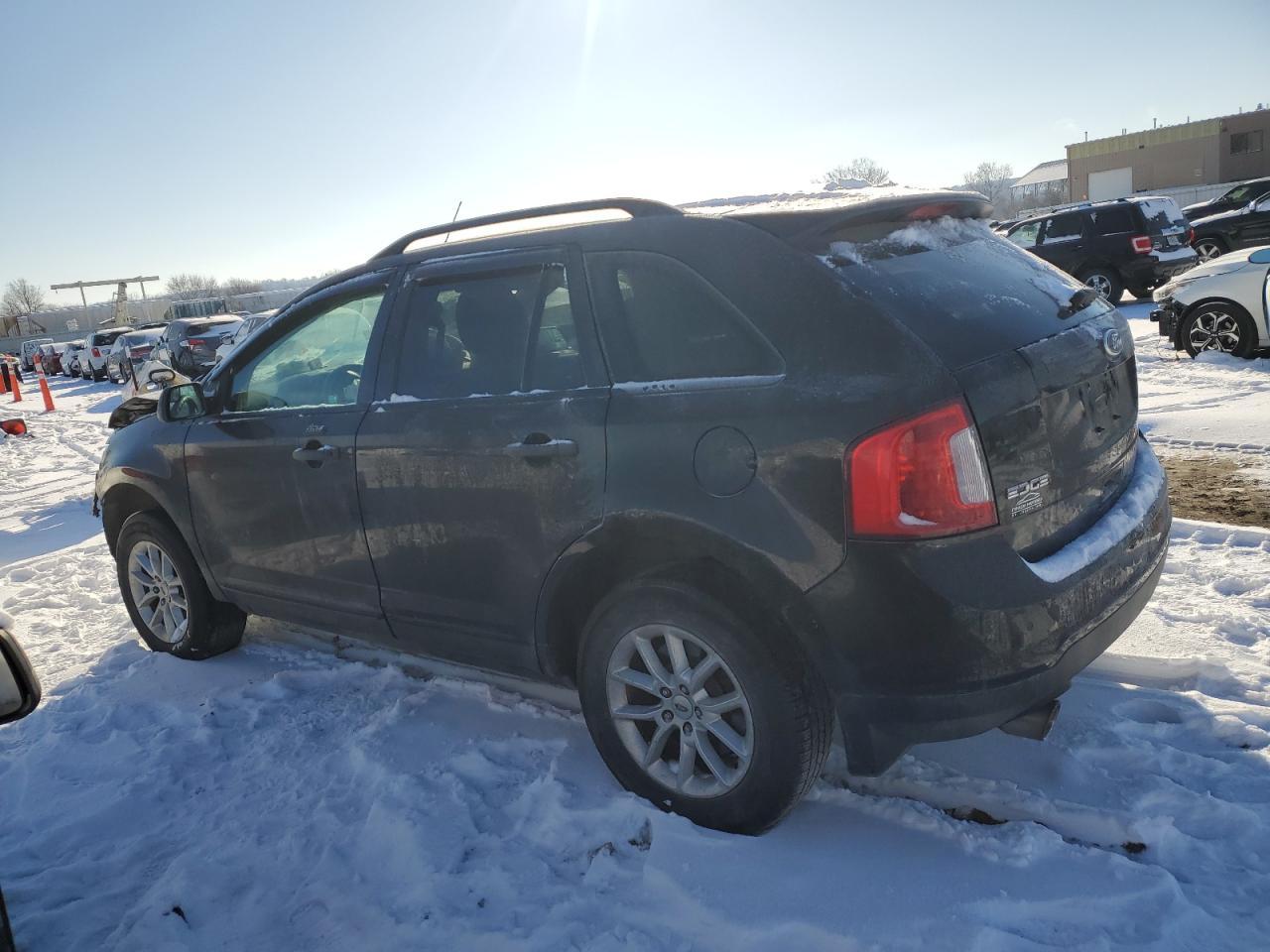 2014 Ford Edge Se - Image 2