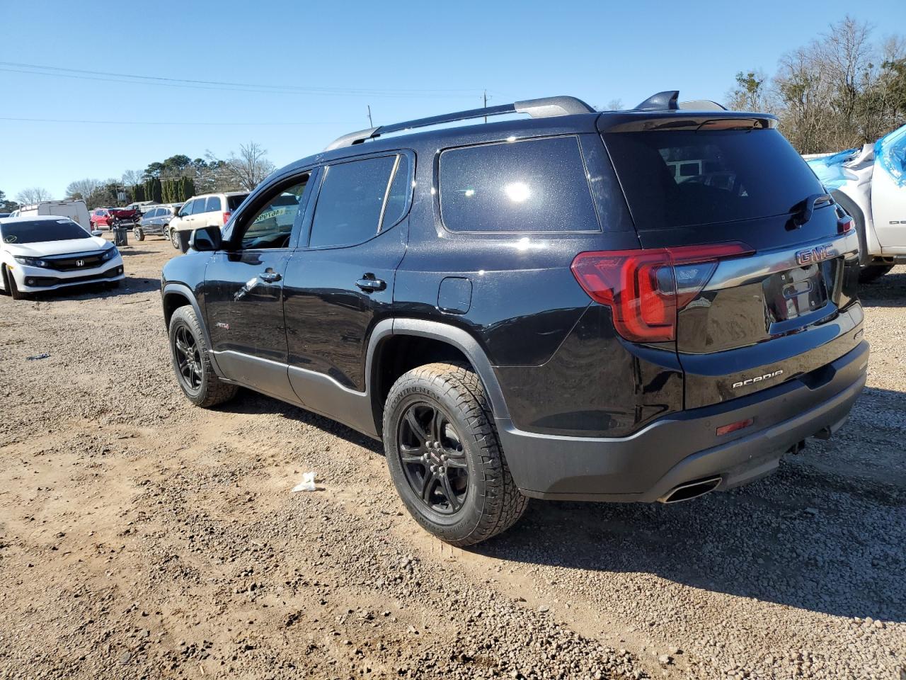 2021 GMC Acadia At4 - Фото 2