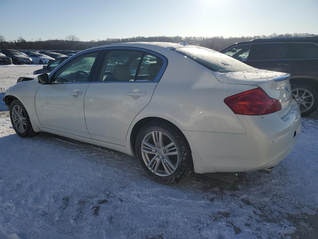 2013 Infiniti G37 - Image 2