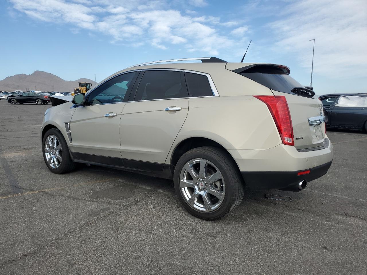 2010 Cadillac Srx Premium Collection - Image 2