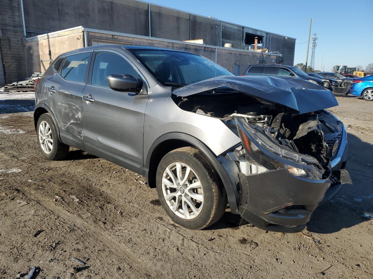 2020 Nissan Rogue Sport S - Фото 4