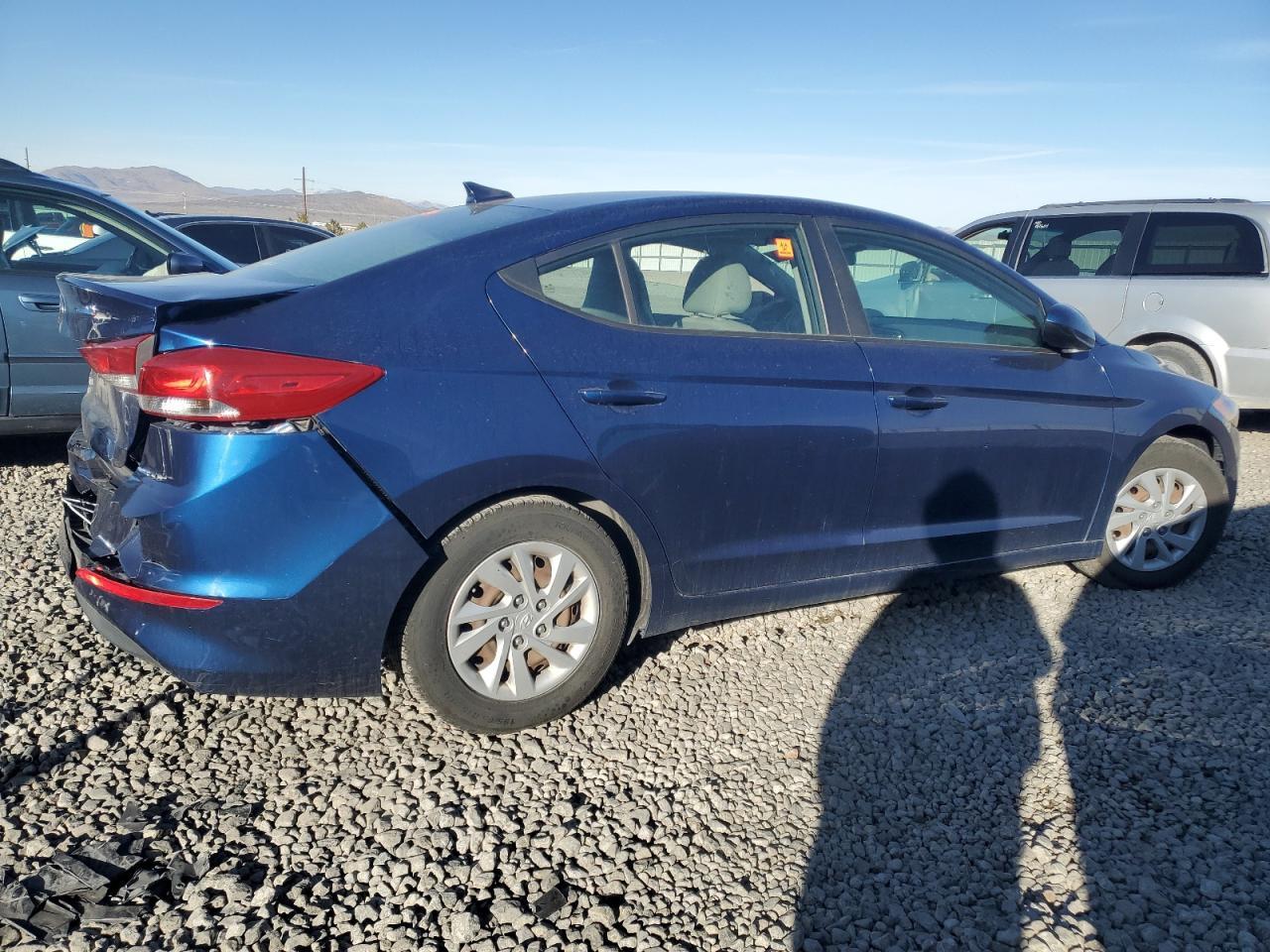 2017 Hyundai Elantra Se - Фото 3