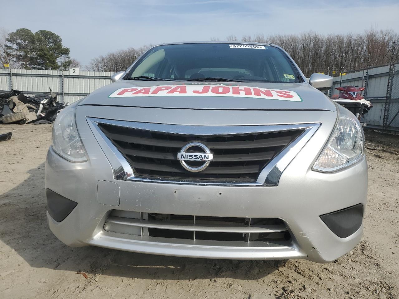 2017 Nissan Versa S - Фото 5