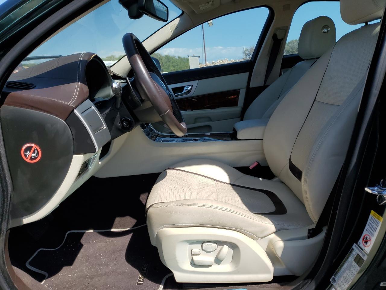 2012 Jaguar Xf Portfolio - Image 7