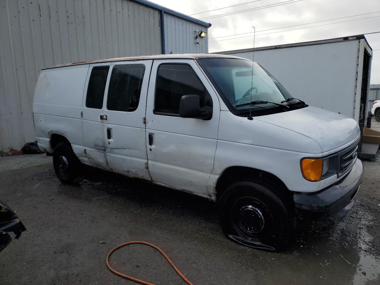 2003 Ford Econoline Cargo E-25 - Image 4