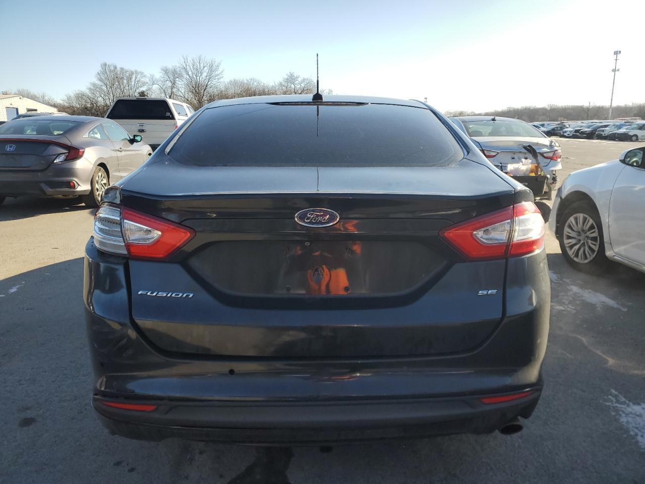 2015 Ford Fusion Se - Фото 6