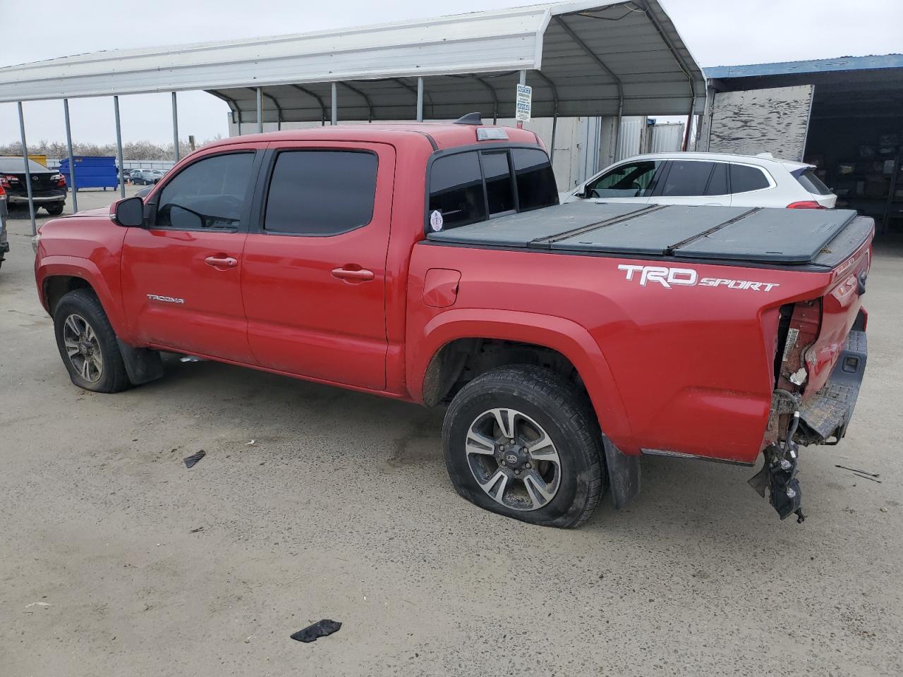 2016 Toyota Tacoma Double Cab - Image 2