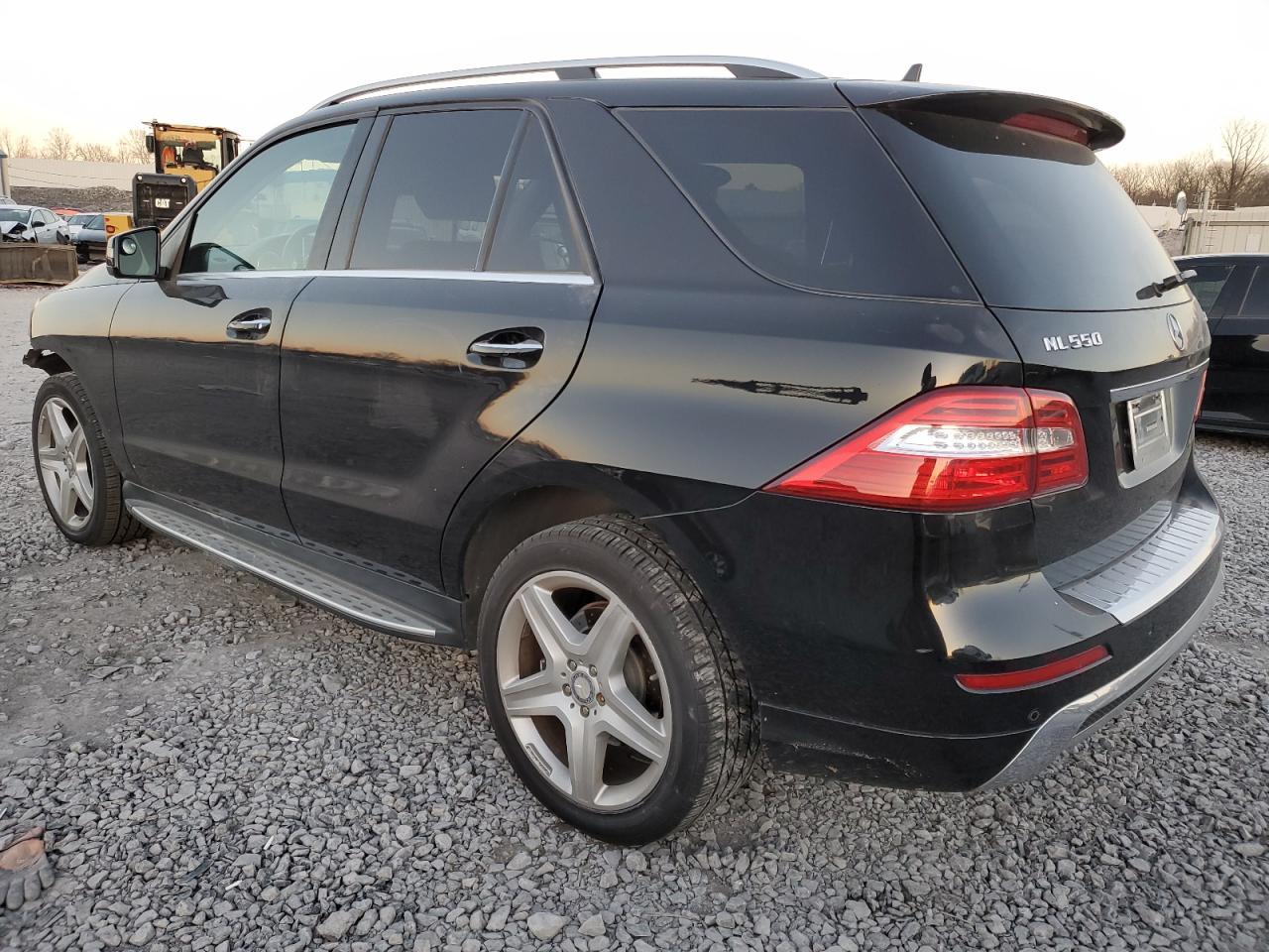 2014 Mercedes-Benz Ml 550 4Matic - Image 2