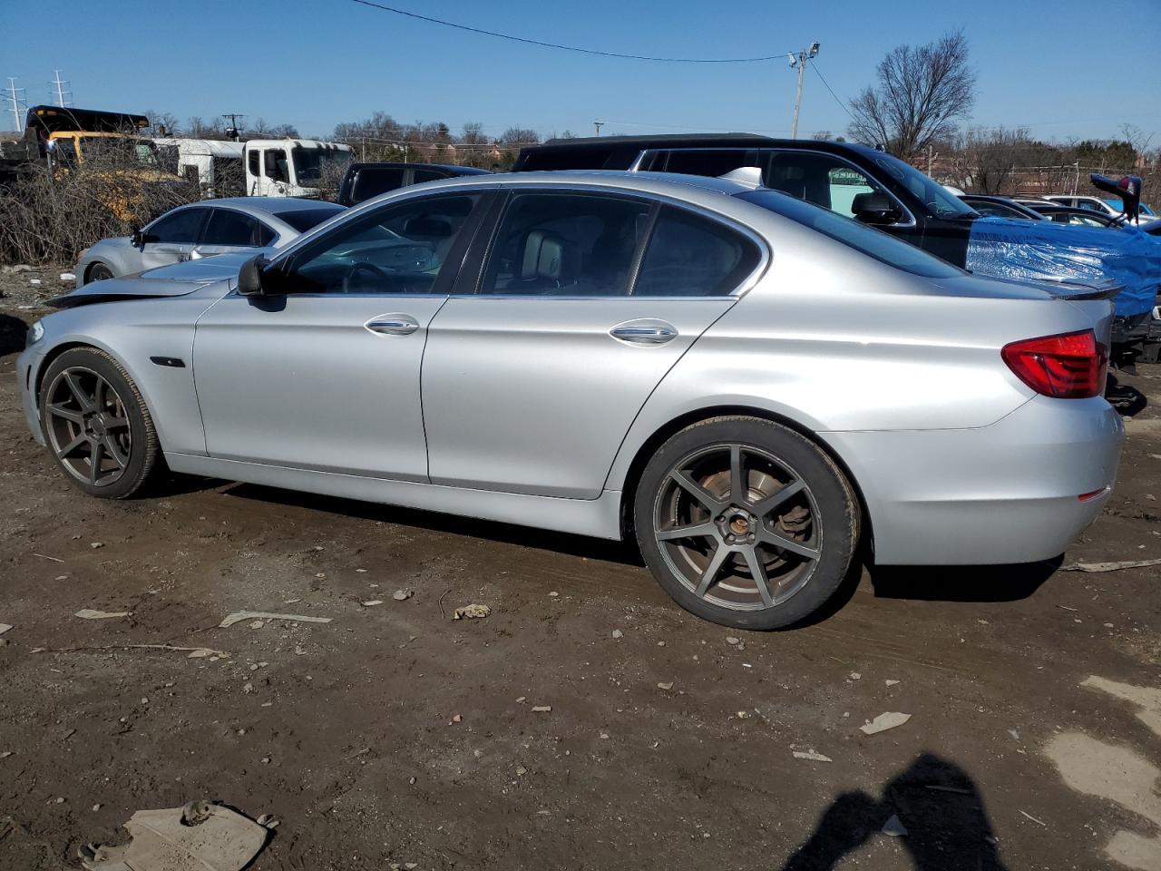 2013 BMW 535 Xi - Image 2