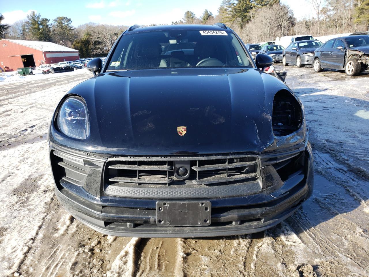 2024 Porsche Macan Base - Image 5