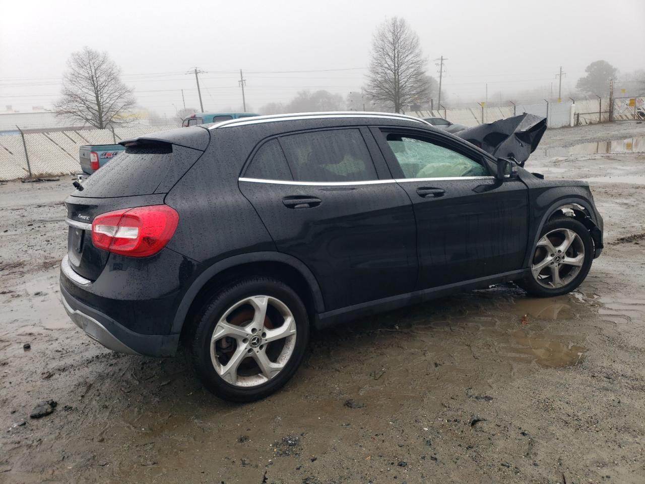 2019 Mercedes-Benz Gla 250 4Matic - Image 3