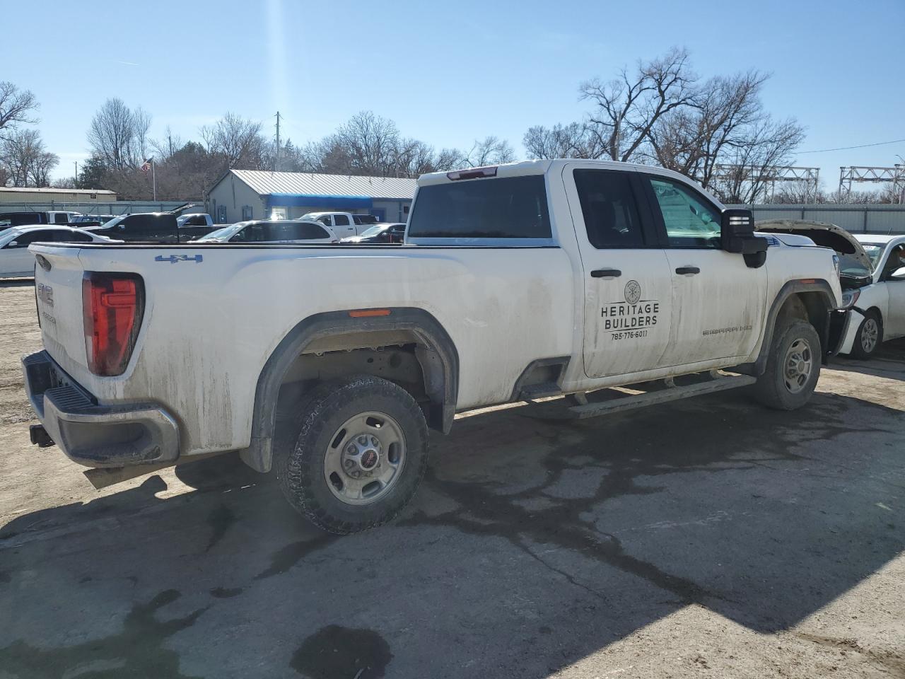 2024 GMC Sierra K2500 Heavy Duty - Image 3