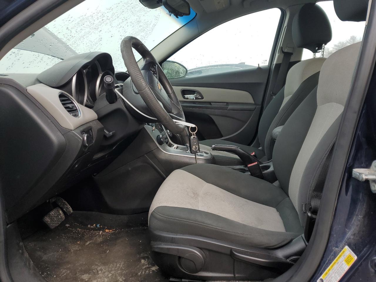 2011 Chevrolet Cruze Ls - Фото 7