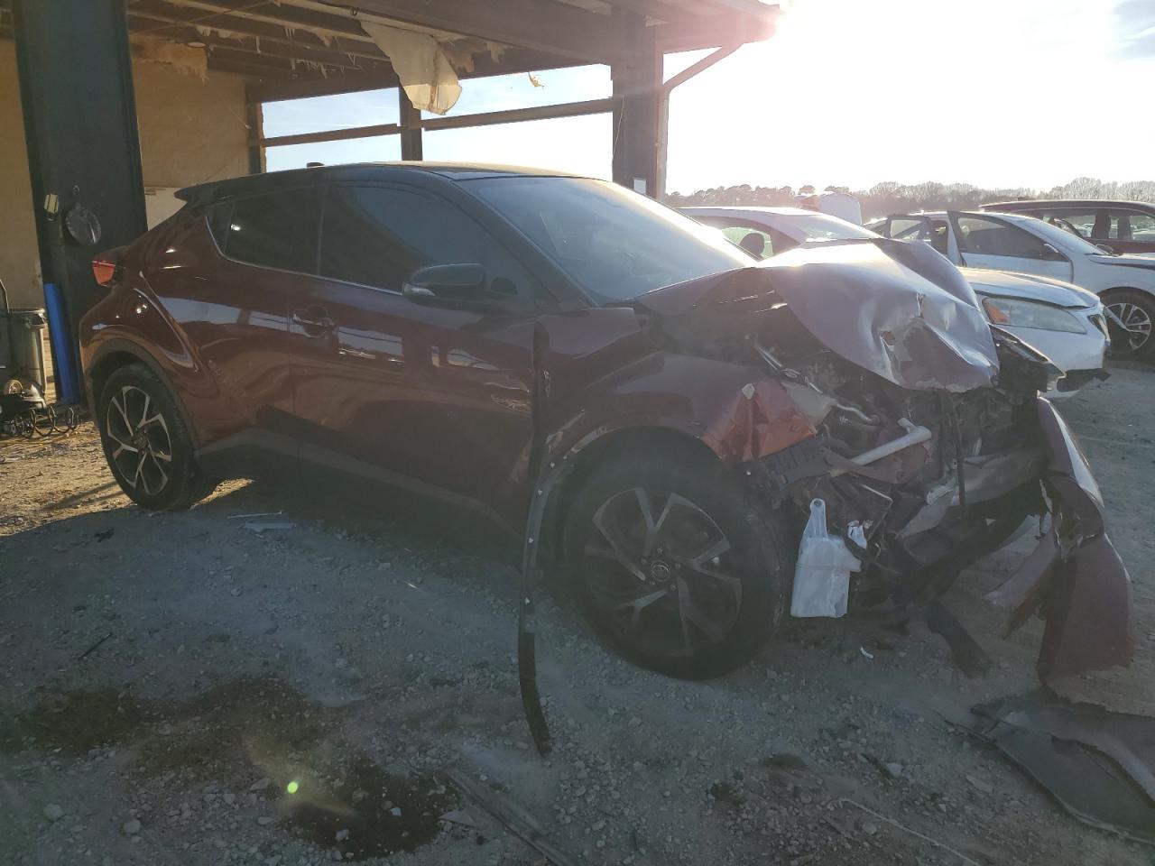 2019 Toyota C-Hr Xle - Image 4