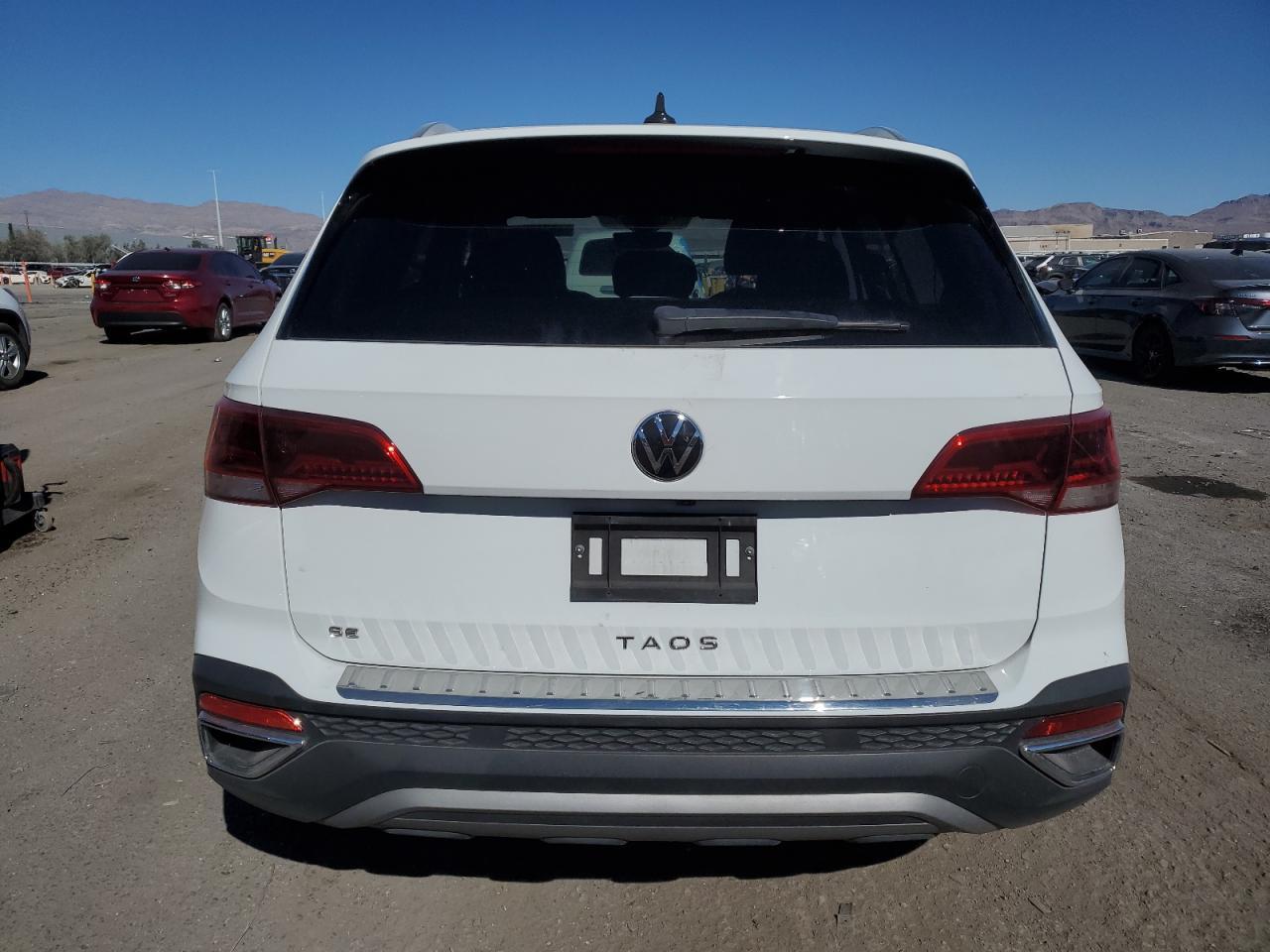 2023 Volkswagen Taos Se - Фото 6