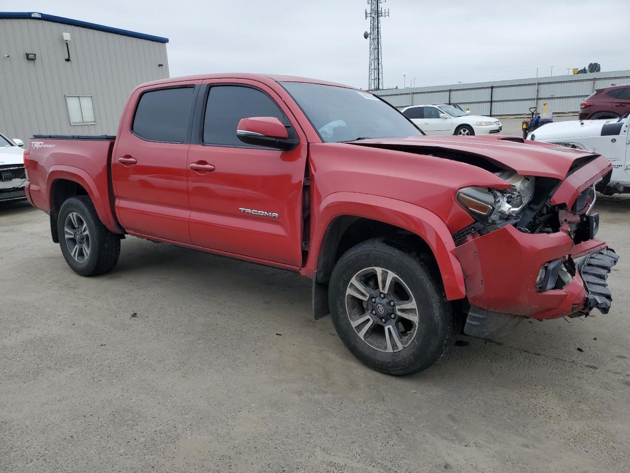 2016 Toyota Tacoma Double Cab - Image 4