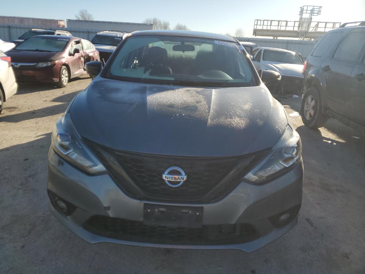 2018 Niss Sentra S - Image 5