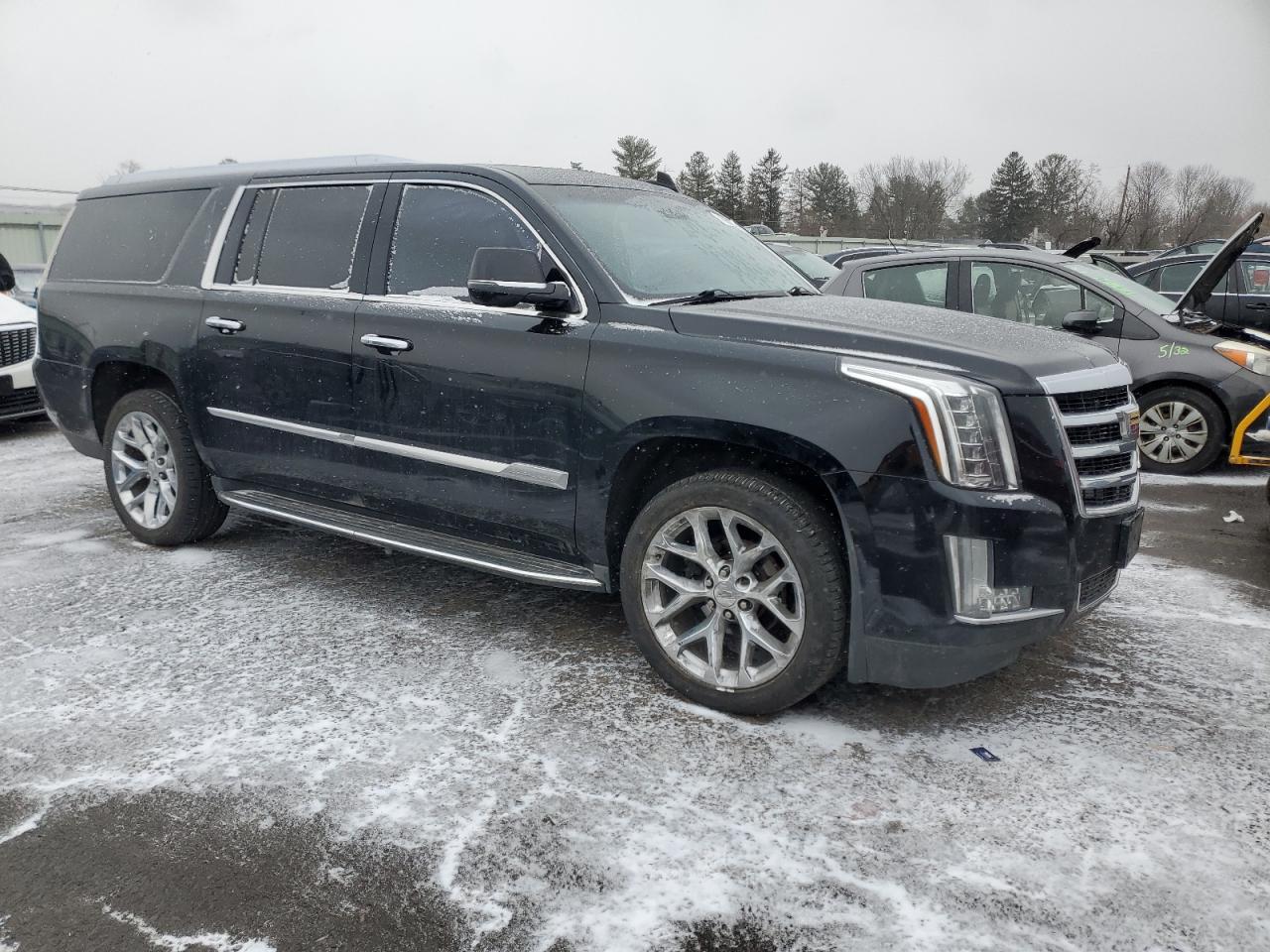 2016 Cadillac Escalade Esv Luxury - Image 4