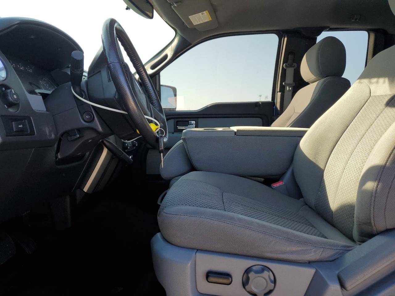 2014 Ford F150 Super Cab - Фото 7