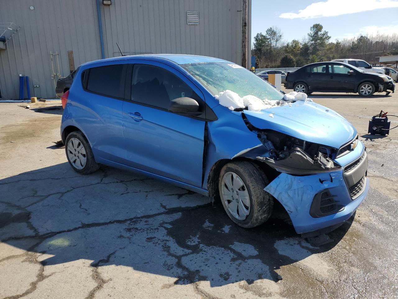 2017 Chevrolet Spark Ls - Фото 4