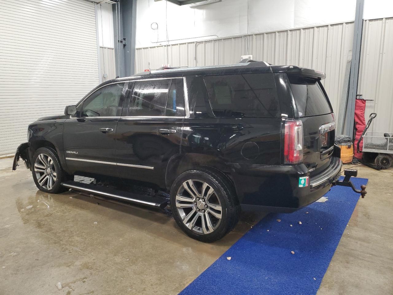 2018 GMC Yukon Denali - Image 2