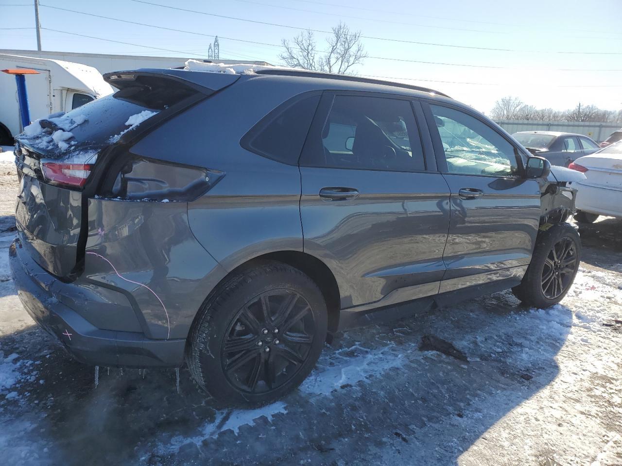 2022 Ford Edge Sel - Image 3