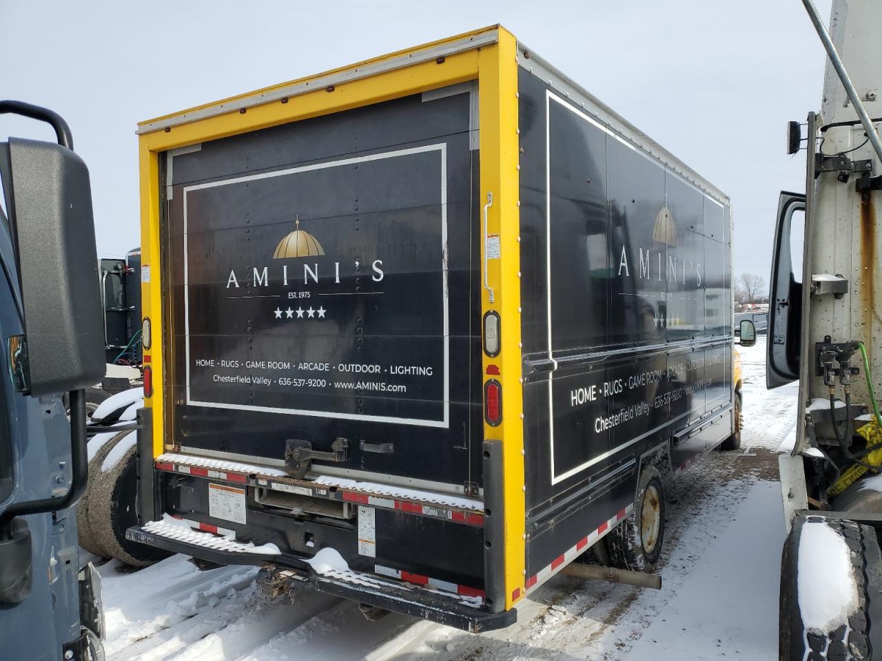 2016 Ford Econoline E350 Super Duty Cutaway Van - Фото 4