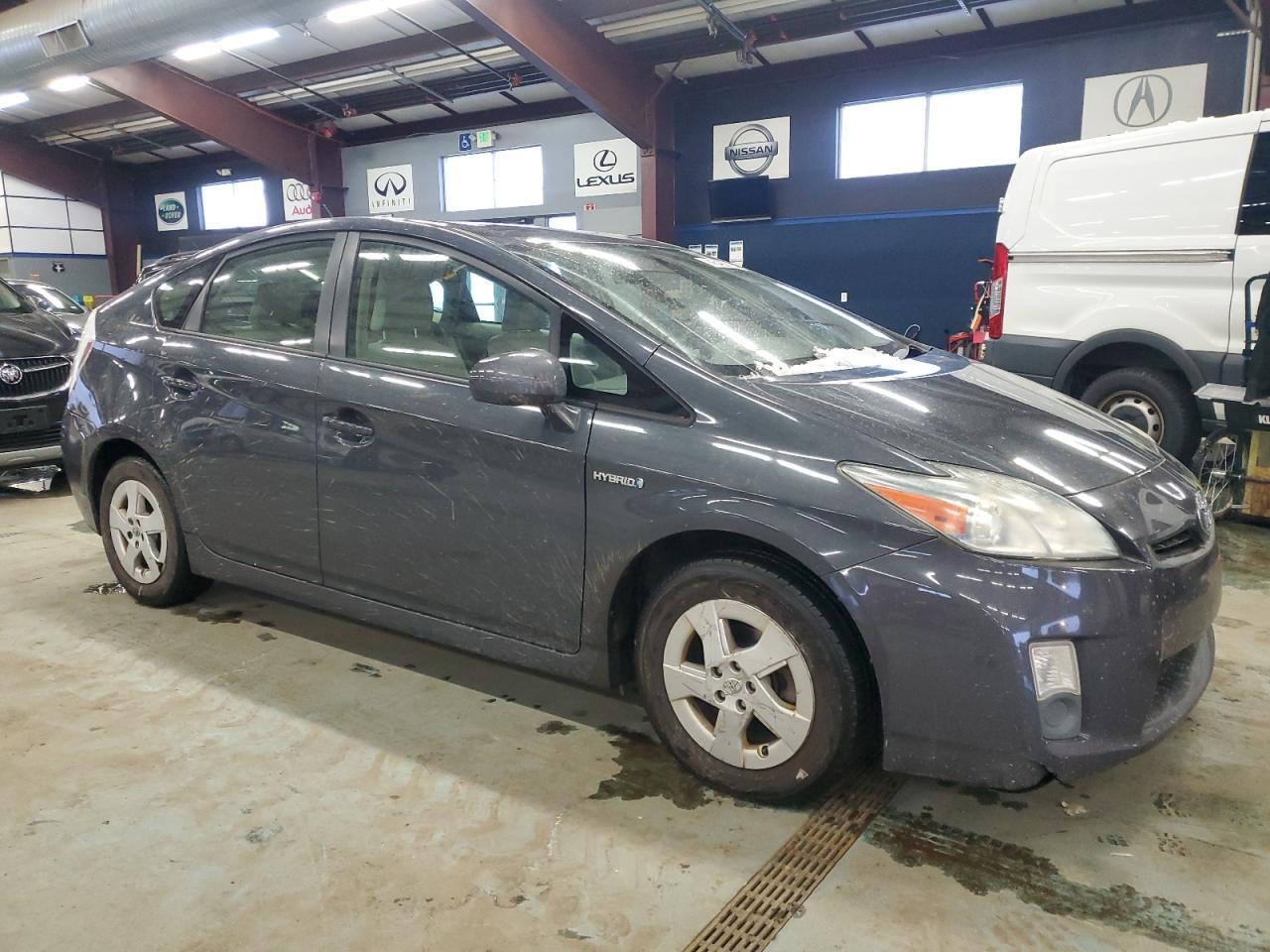 2010 Toyota Prius - Фото 4