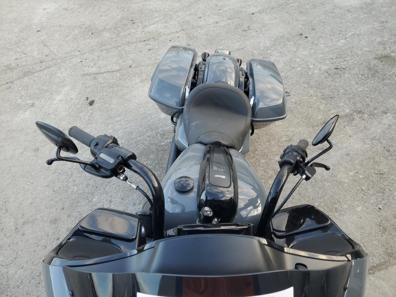 2022 Harley-Davidson Fltrxst - Фото 5