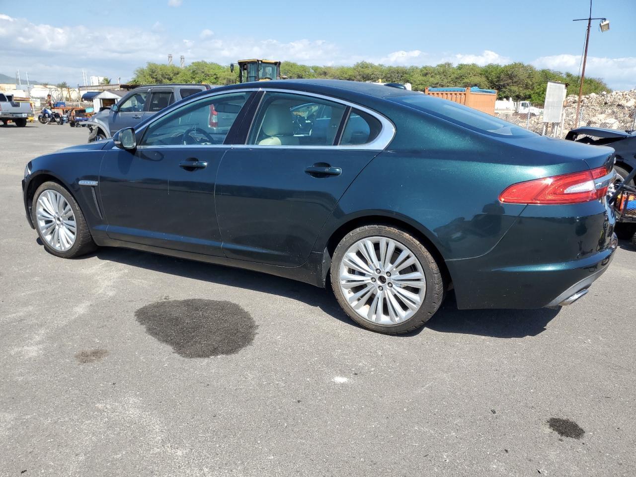 2012 Jaguar Xf Portfolio - Image 2