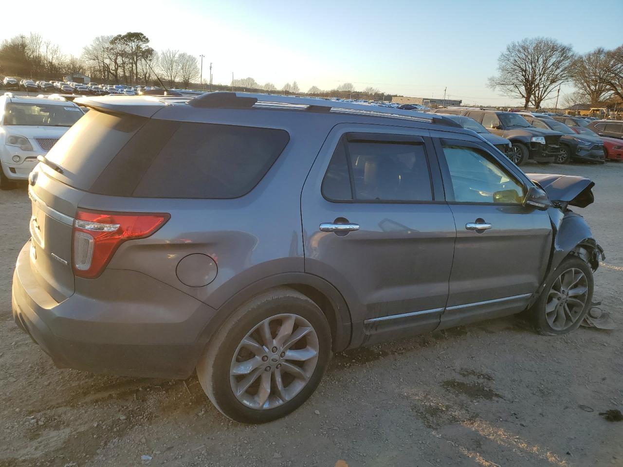 2013 Ford Explorer Xlt - Фото 3