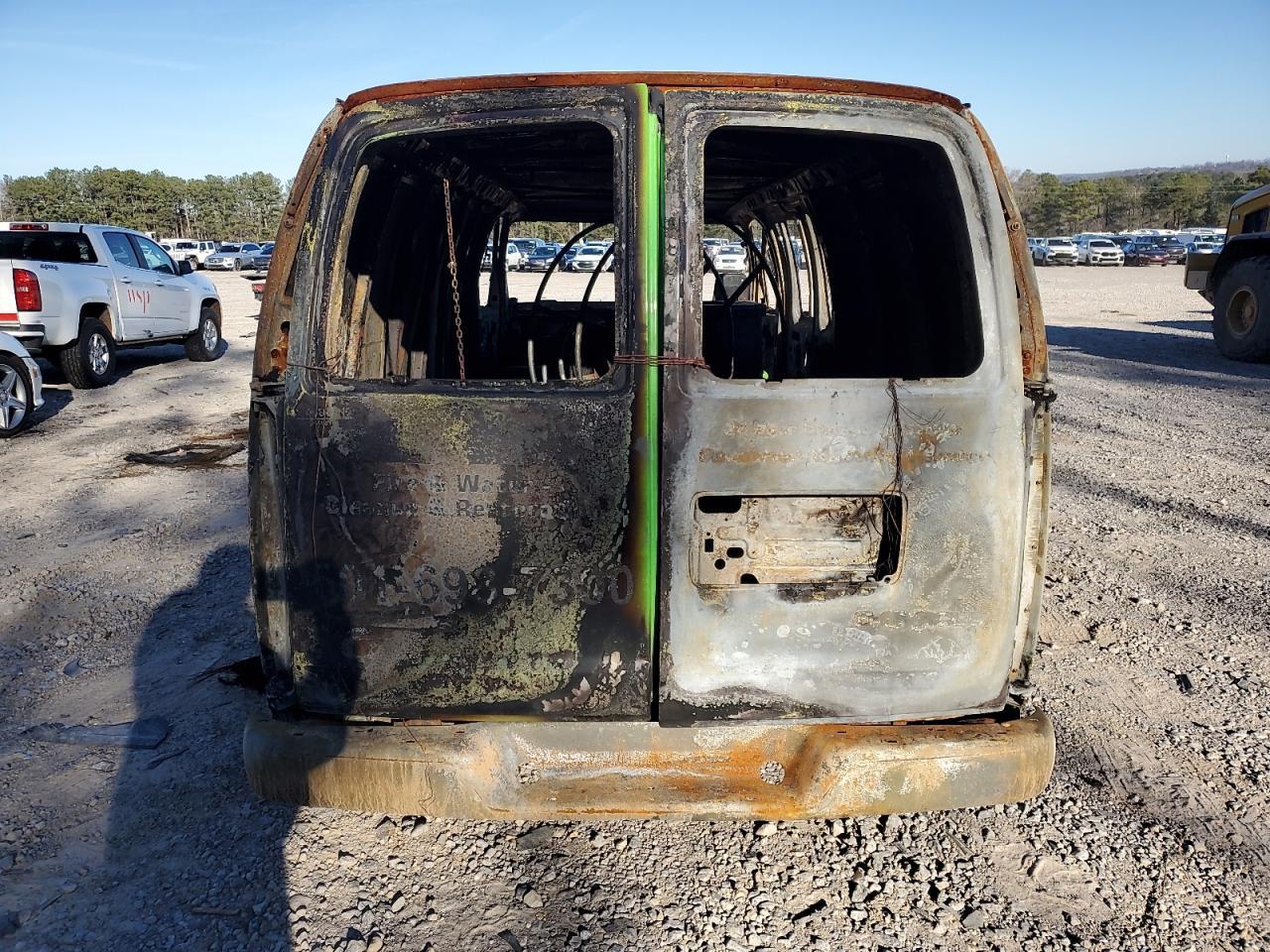 2004 Chevrolet Express G3500 - Фото 6