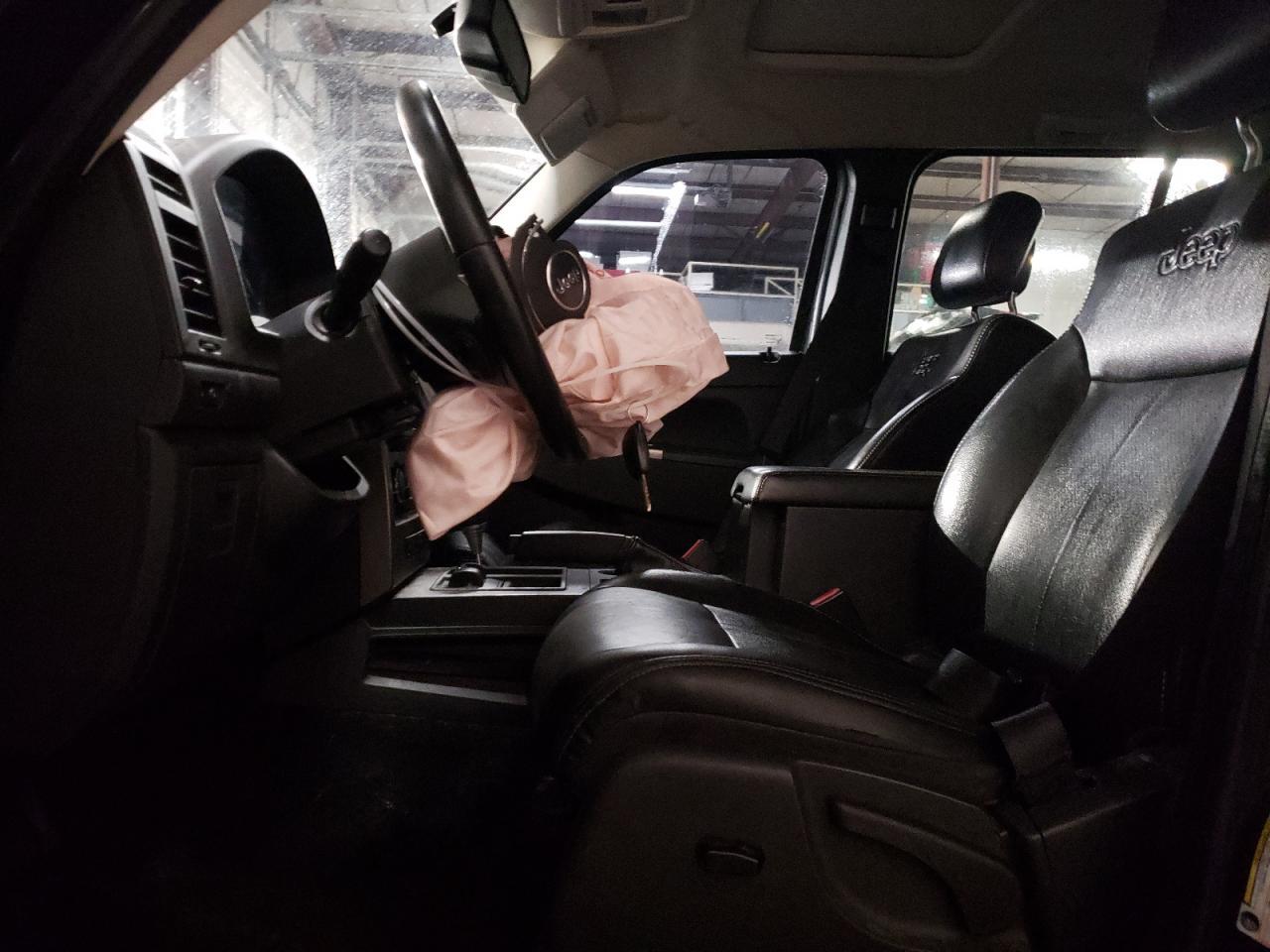 2011 Jeep Liberty Renegade - Фото 7