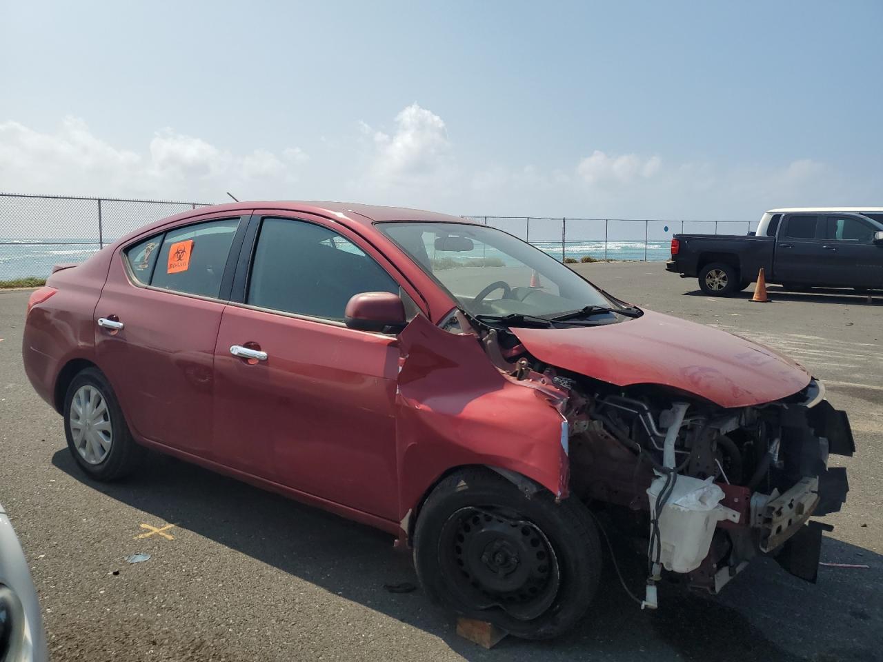 2014 Nissan Versa S - Фото 4