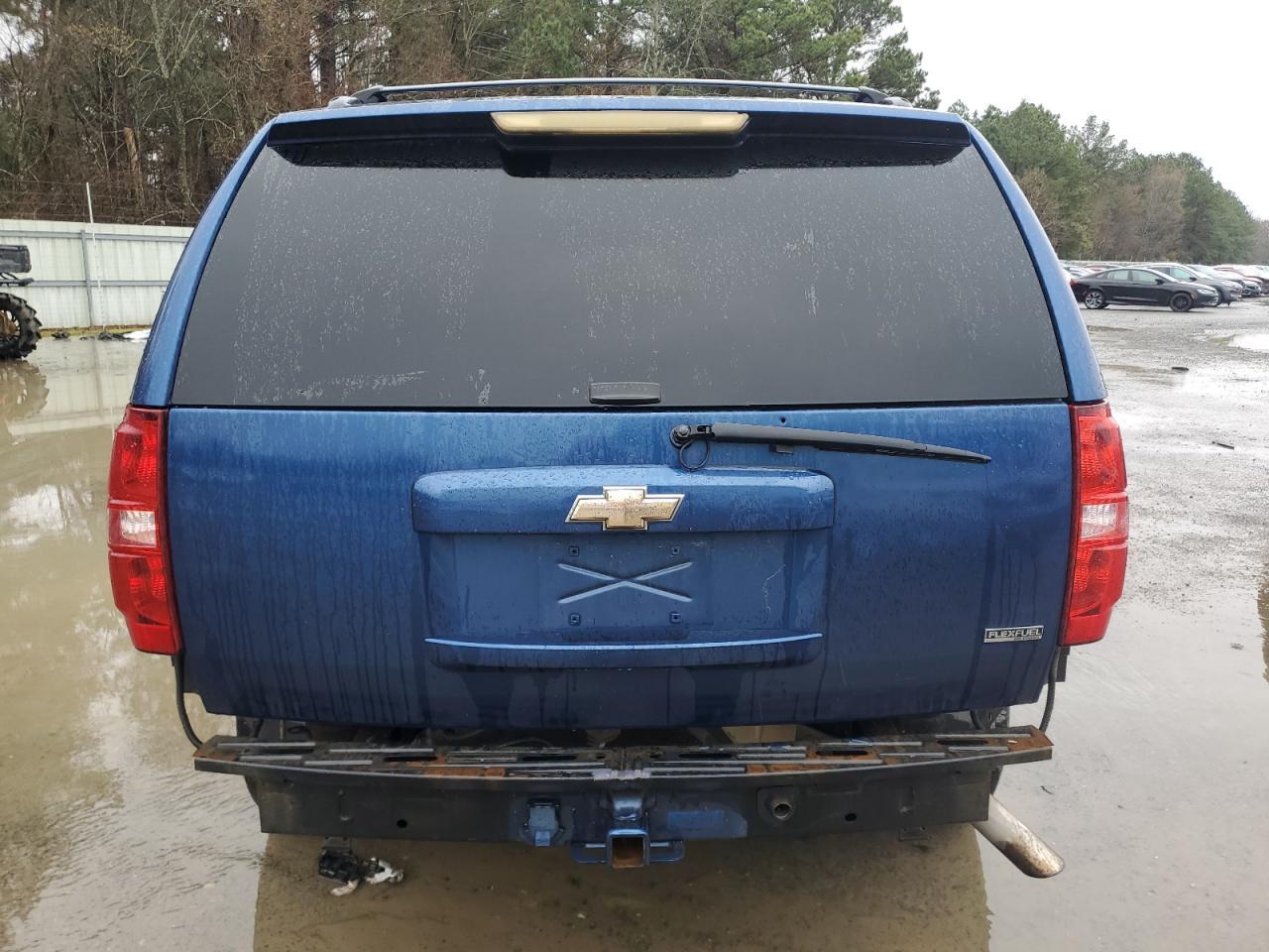 2011 Chevrolet Tahoe C1500 Ls - Image 6