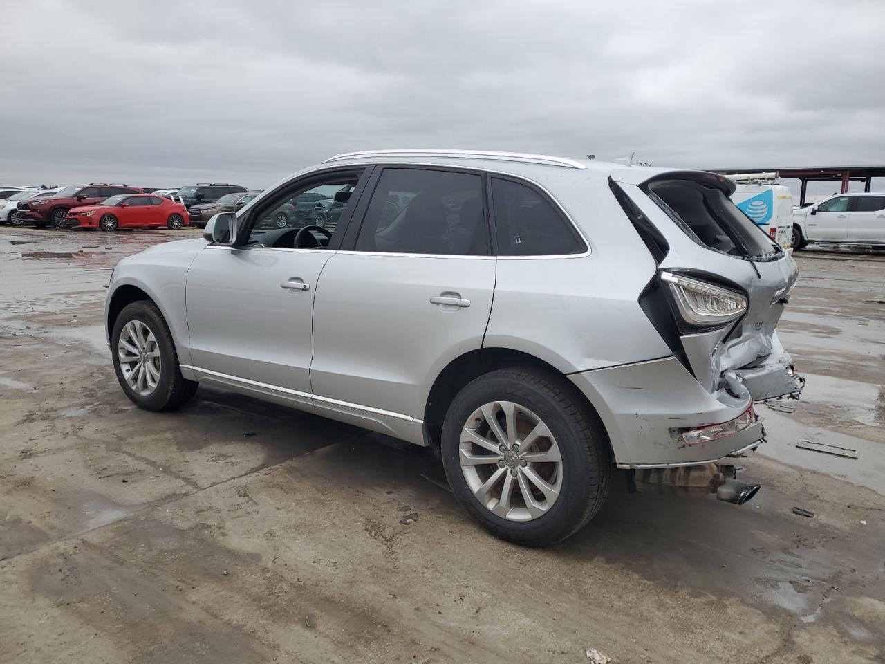 2014 Audi Q5 Premium - Image 2