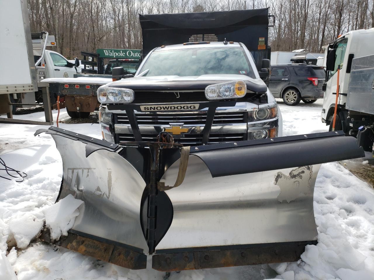 2016 Chevrolet Silverado K3500 - Фото 5